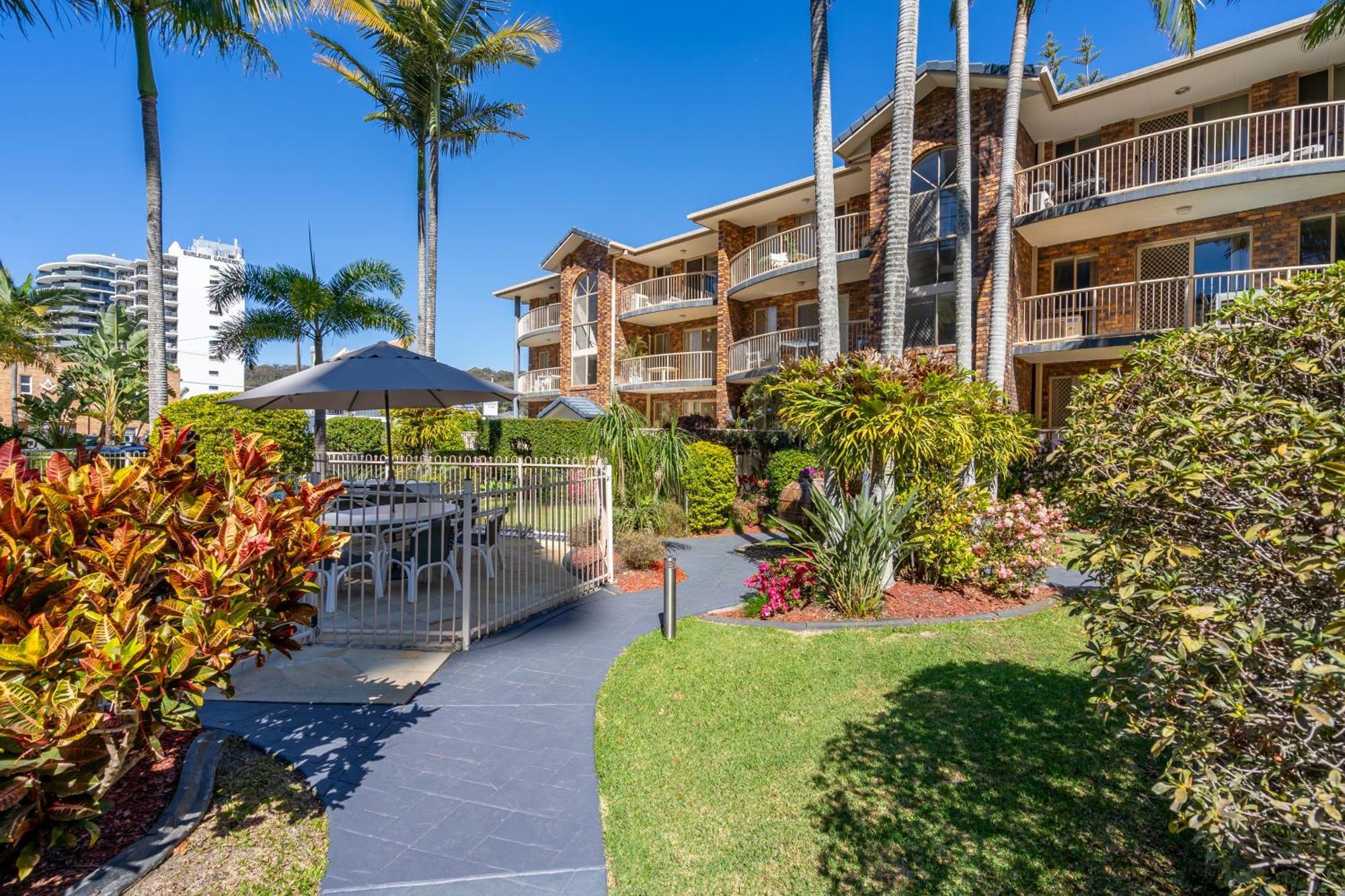Oceanside Cove Lejlighedshotel Gold Coast Eksteriør billede